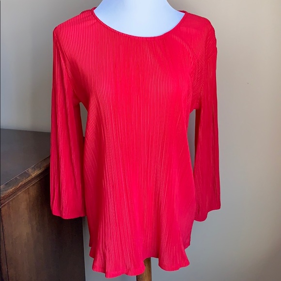 Adrianna Papell Tops - NWT ADRIANNA PAPELL bright red pleated knit top